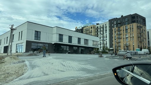 Оренда приміщення в новому торговому центрі SODA м. Пустомити вул Садова 120 м2 (1 поверх)