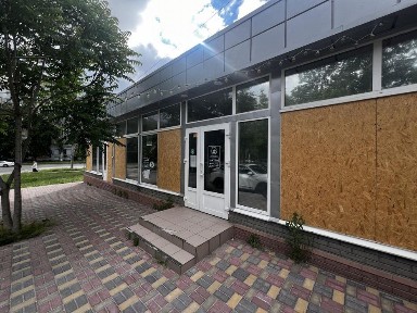 Оренда автономної будівлі 96,4 м² - вул. Шкільна (Малий ринок)