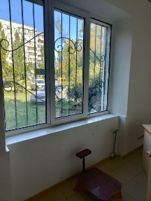 Здається торгове/послуги приміщення (світло завжди) Осіпенк. мкр-н