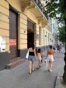 Оренда фасадного комерційного приміщення вул. Січових Стрільців