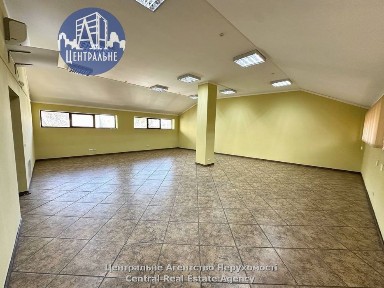 Оренда офісу в центрі міста. Підігрів підоги, кондиціонер.