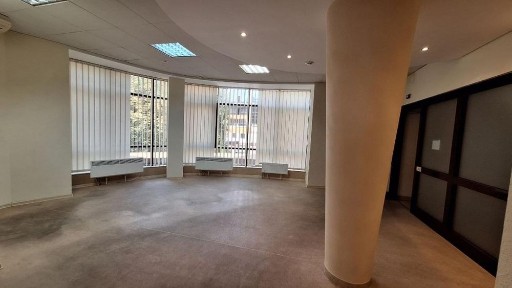 Фасадний офіс преміумкласу 123 м²: 1-й поверх на пр. Соборному