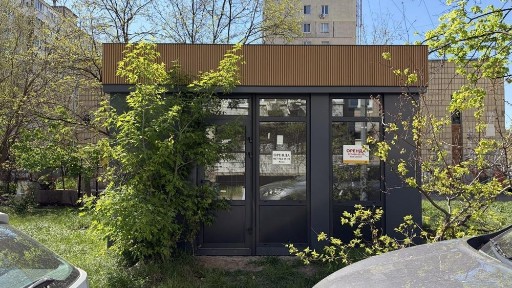 Оренда на пр-ті. В. Івасюка, 56 приміщення на 18 м², без комісії