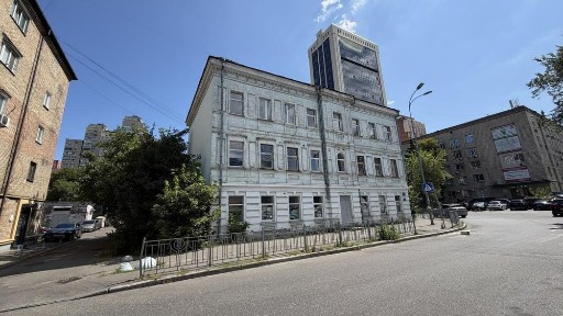 Оренда на вул. Казимира Малевича, 127 офіс від 10 до 400 м²