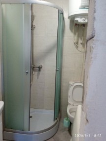 Продам Центр 1 ком кв-ру кухня студия +спальня