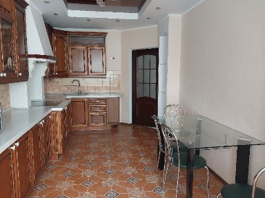 Здам в оренду 3к кв, 124 м кв. Юлії Здановської 60/5