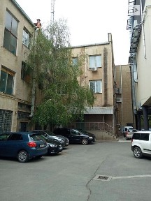 Оренда офісного приміщення на пл. Поштова 4, приміщень -, поверх - 2 • ID 34577183