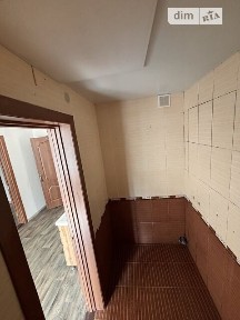 Оренда офісного приміщення на вул. Соборна 4, приміщень - 2, поверх - 2 • ID 34568296