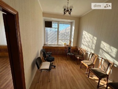 Оренда офісного приміщення на вул. Патріотів України 113А, приміщень -, поверх - 1 • ID 34550129