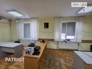 Здається спеціальне приміщення на пров. Агатангела Кримського, площа 42.8 кв. м • ID 33886255