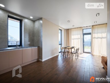 Продаж 2 поверхового будинку з ремонтом і ділянкою на 6 соток, 186 кв. м, 4 кімнати, на Леоніда Бикова • ID 34636937