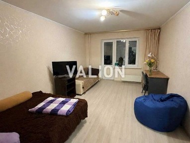 Продаж 1 кім квартири 40 кв. м, Академіка Єфремова ( Уборевіча) 7,метро 