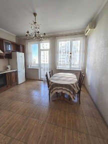 Продаж 3к квартири 87 кв. м на вул. Пішонівська 26/1 • ID 34600676