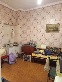Продам 2-комнатную квартиру на Молдаванке со своим палисадником и гаражом!