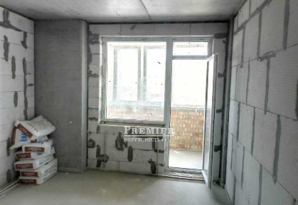 Продам квартиру в новому зданому будинку на Сахарова