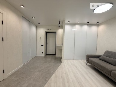 Продаж 1к квартири 46 кв. м на вул. Андрія Малишка 84 • ID 34637085