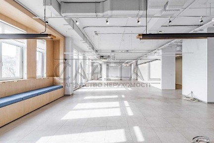 Аренда этажа 511 м² в отдельном офисном здании на Подоле рядом с метро Open Space кабинеты генератор 160 кВт автономное питание парковка