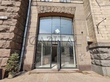 Оренда фасадного приміщення в центрі Києва, з ремонтом, висока прохідність, вул. Хрещатик, 226м2, поруч Майдан Незалежності