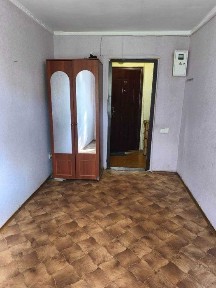 Сдам 1 к гостинку на ХТЗ напротив рынка