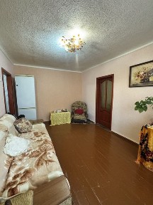 Продам 2-х кімнатну квартиру на Вокзальній вул. Курсовий п-к/Сертифікат/ держПрограми