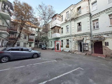 Продаж комерційного приміщення на вул. Межигірська 22, площа 22 кв. м • ID 34638980
