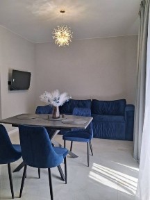 • Таунхаус з ремонтом біля садочка - 110 м² та 3 сотки!