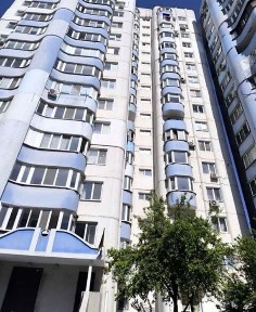 Продається Двокімнатна квартира с меблями та технікою у гарному місці!