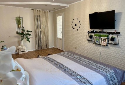 Продаж 3к квартири 83.3 кв. м на вул. Космонавтів 64А • ID 34663821
