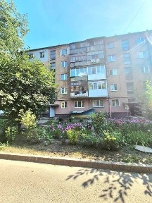 Продам 1-о кімнатну квартиру в районі дендропарку, біля АТБ. Є-відновлення, ваучер.