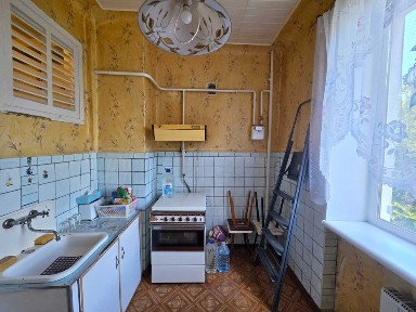 вулиця Вадима Гурова, район Металургійний, Кривий Ріг, вул. Вадима Гурова 9 • ID 34684331