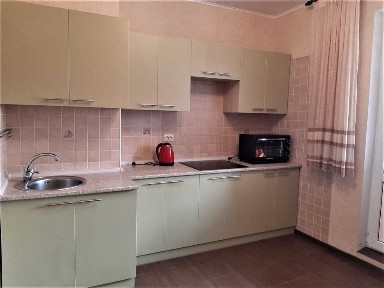 Затишна 1к Урлівська, 38а ст. метро Позняки та Осокорки - 15 хв пішки; до метро Лівобережна -15 хв маршруткою
