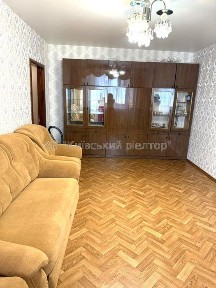 Оренда просторої 2-кімнатної квартири на вул. Райдужна, 21А