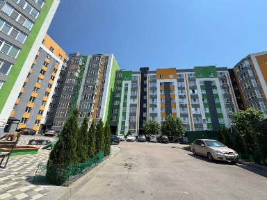 Продам квартиру в Гостомелі! Кухня- 43 мкв.