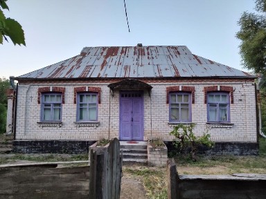 Продам! Будинок в селі біля ставка