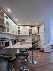 Продам просторную 2-комн. квартиру с РЕМОНТОМ на Котовского / ул. Бочарова /ТЦ 