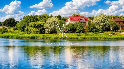 Петрушки, Миру 24б