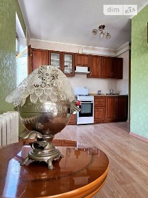 ЗАТИШНА 3 кім. кв. в самому ЦЕНТРІ міста по вул. ПАСТЕРІВСЬКА