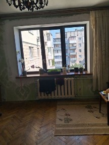 Продам 4-ну квартиру в центрі міста