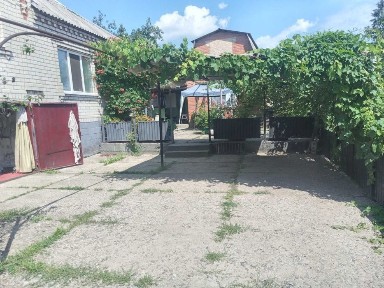 СДАМ или ПРОДАМ Большои Дом на ДЛИТЕЛЬНИИ СРОК на Ясногорке с Удобствами или ПРОДАМ