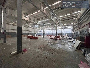 оренда СКЛАДУ 2284 м² м. Чернігівська стелі 7м ціна 280грн