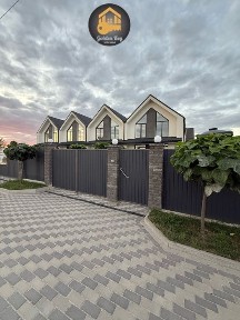 Продам Будинок 105м2, земельна ділянка 2 сотки, Центр с. Гора, ЄОселя