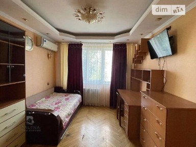 Довготривала оренда 3к квартири на вул. Олександра Махова 4В • ID 34640088