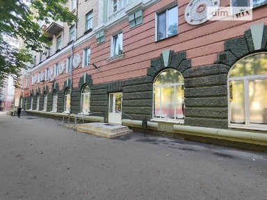 Продаж офісного приміщення 348.7 кв. м. на 1 поверсі на просп. Південний 20, п'ятиповерхова будівля • ID 34640493