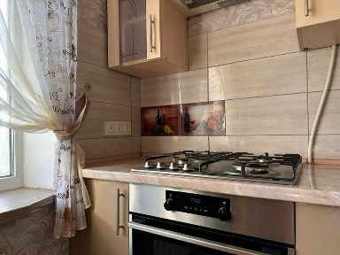 Продаж 1-кімнатної квартири біля метро Васильківська