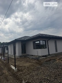 Продаж 1 поверхового будинку з ремонтом і ділянкою на 6 соток, 85 кв. м, 3 кімнати, на вул. Лісова • ID 34640640