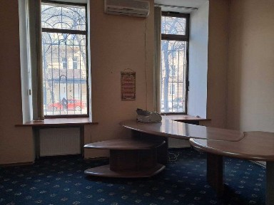 Аренда офиса Нежинская Толстого 170 кв. м. Фасад 45тыс грн