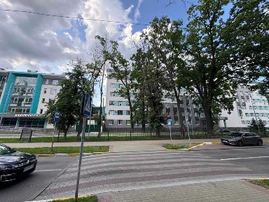 Здам комерційне приміщення поруч з поліклінікою!
