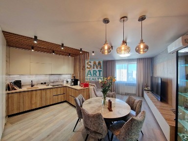 Простора 3-кімнатна квартира 117 м² у ЖК «Новомостицький», Новомостицька, 15, БДЖ