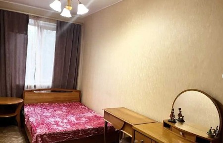 • Затишна 2-кімнатна квартира 42.8 кв. м на вул. Уманська, 37