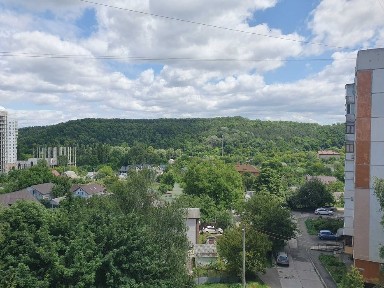 Продается 4-х комнатная квартира в Обухове